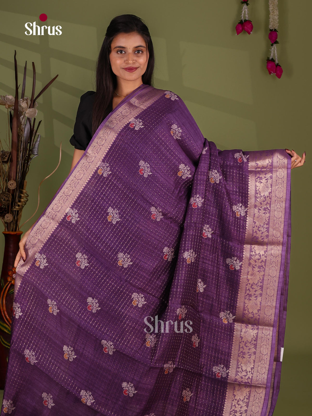 Semi Crepe Saree - EJ11360
