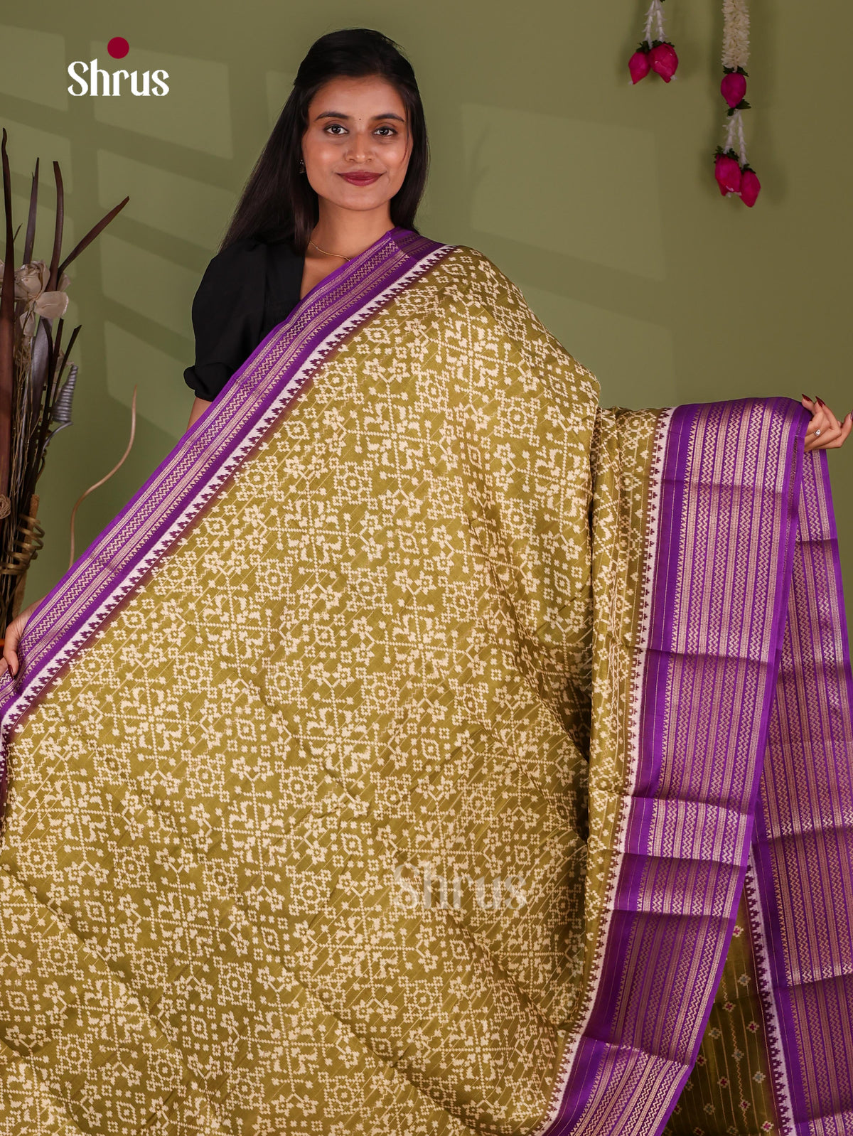 Semi Crepe Saree - EJ11363