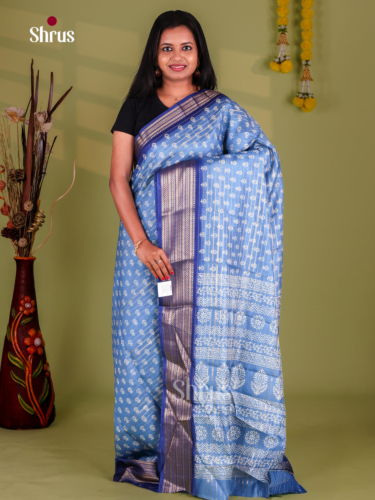 Semi Crepe Saree - EJ11377