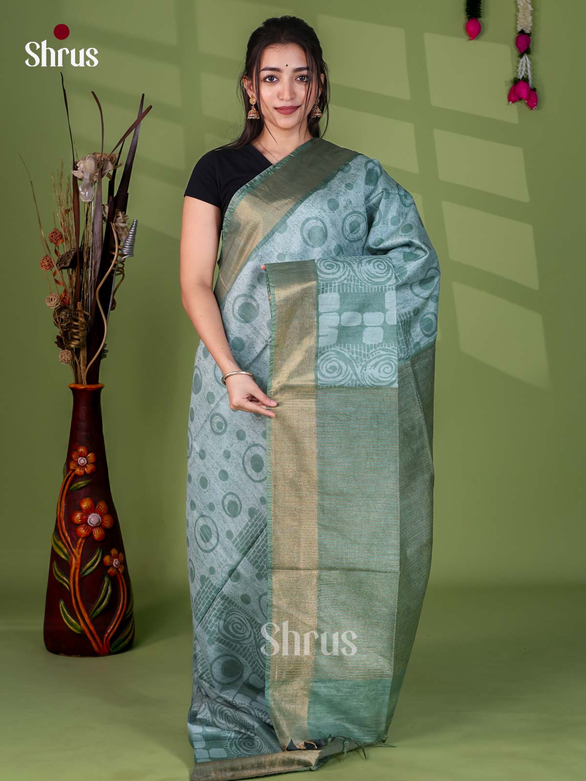 Zari Semi Tussar Saree - EJ12331