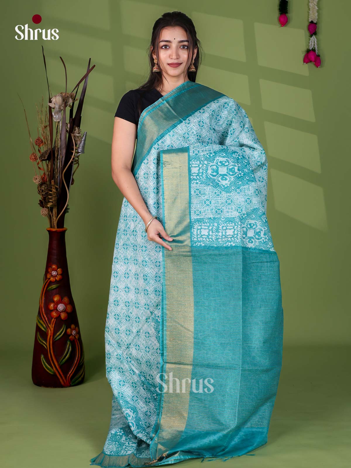 Zari Semi Tussar Saree - EJ12336