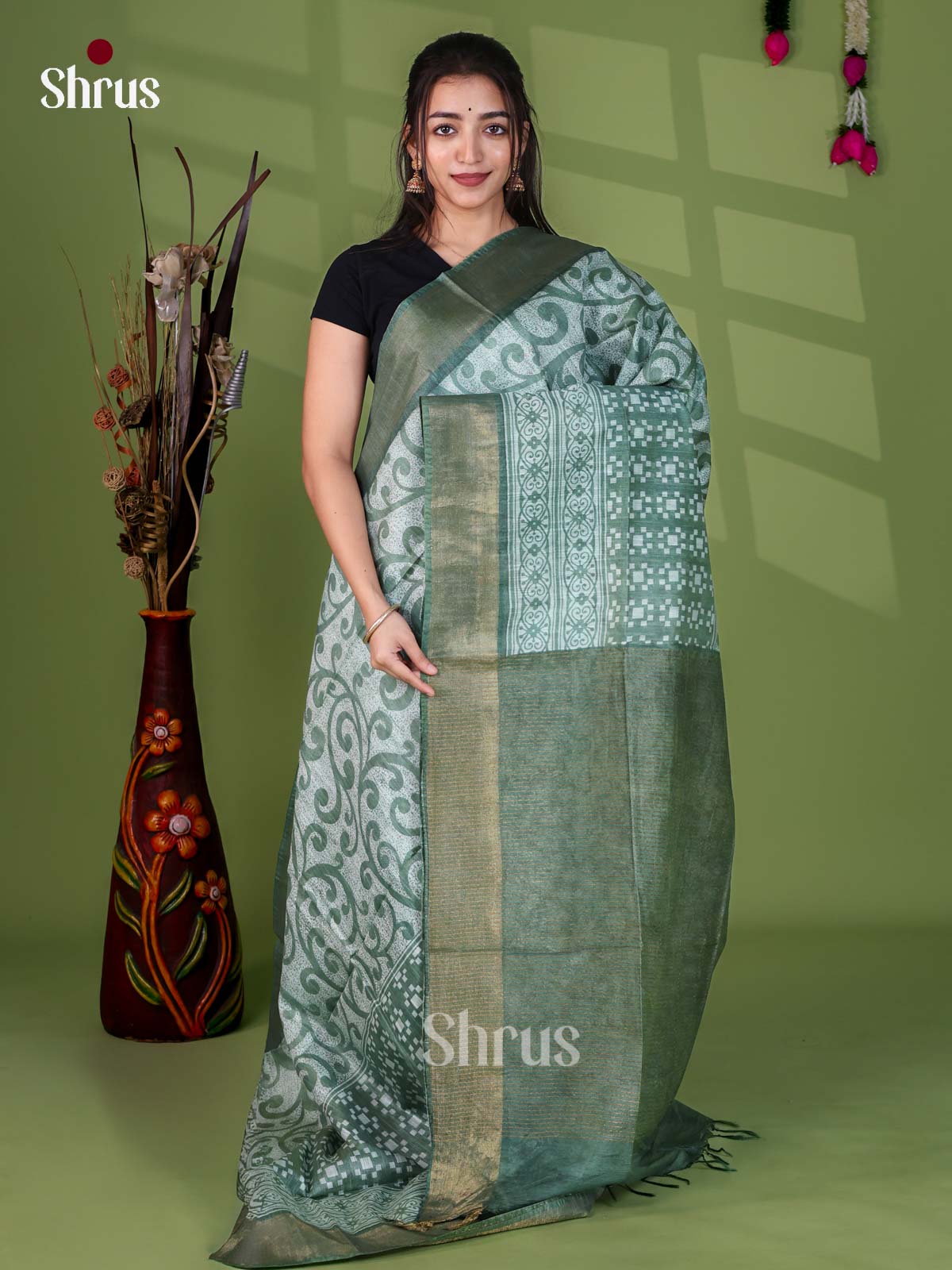 Zari Semi Tussar Saree - EJ12346