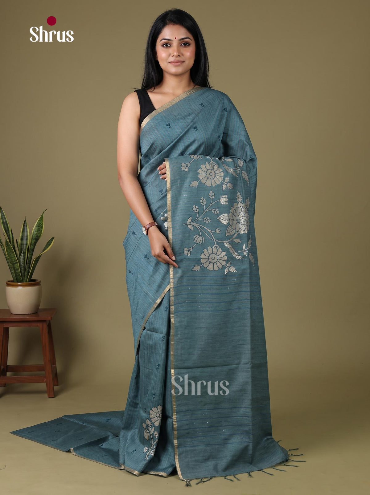 Semi Tussar Applique Saree - EJ15251