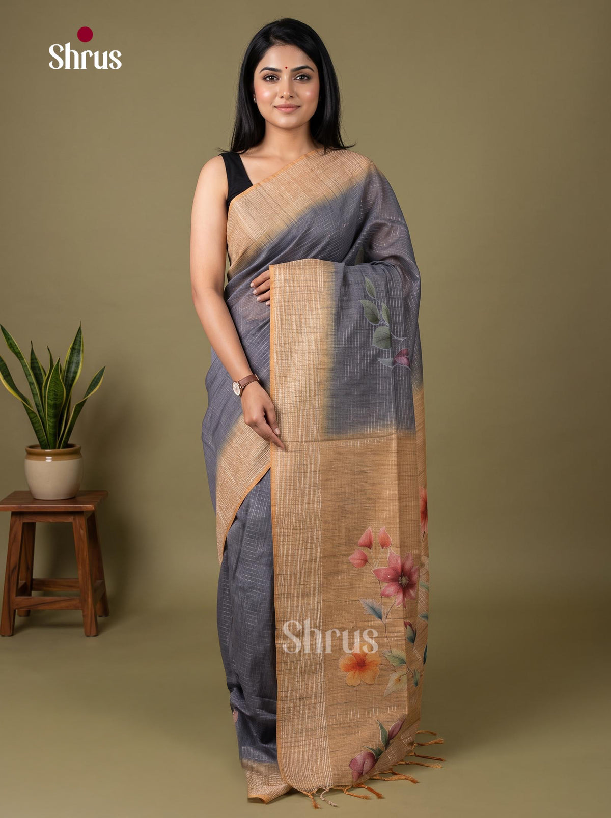 Semi Tussar Applique Saree - EJ15287