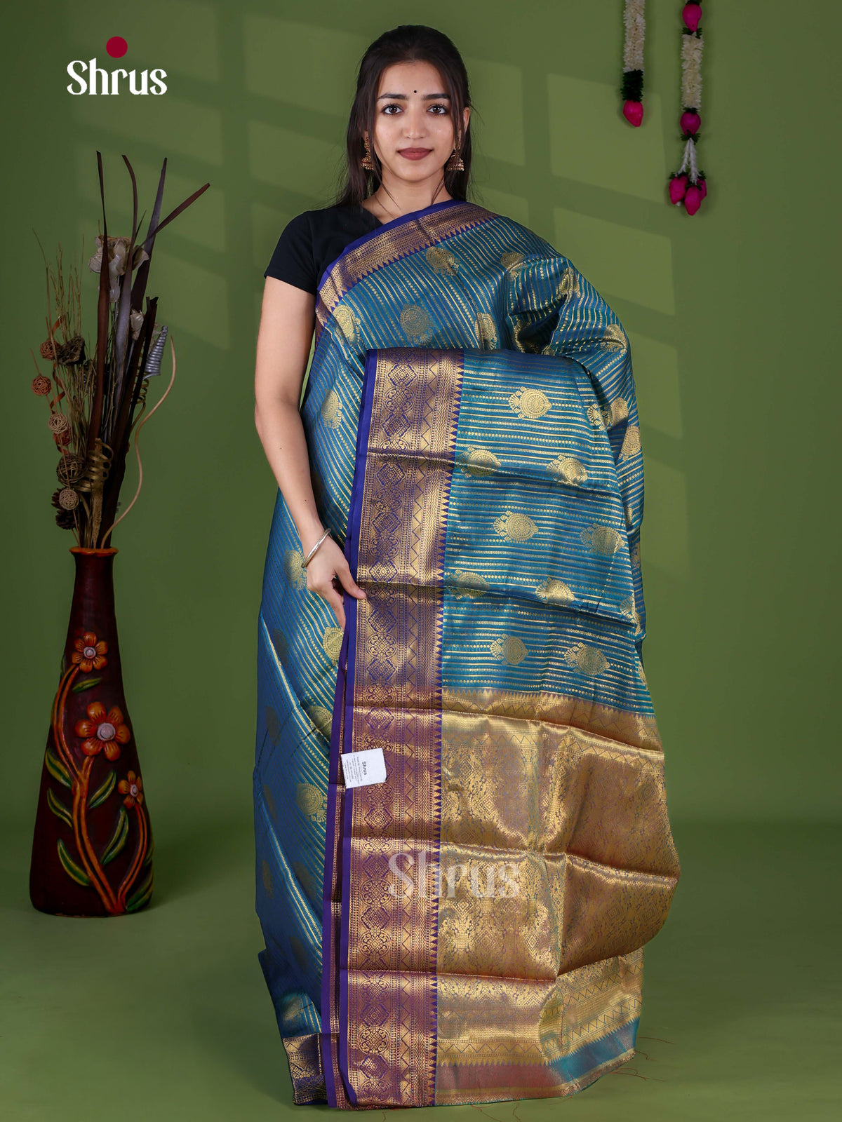 Semi Kanchipuram Saree - EJ16043