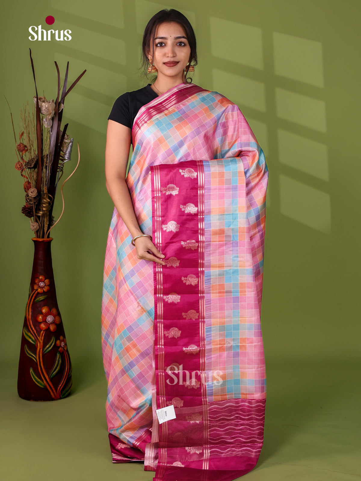 Apoorva Madras Checks Saree - EJ21043