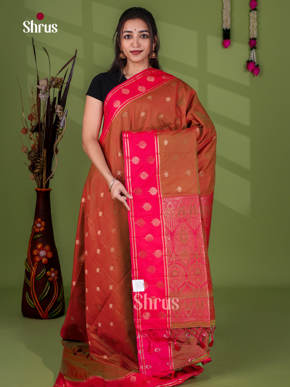 Apoorva Silk Saree - EJ23143