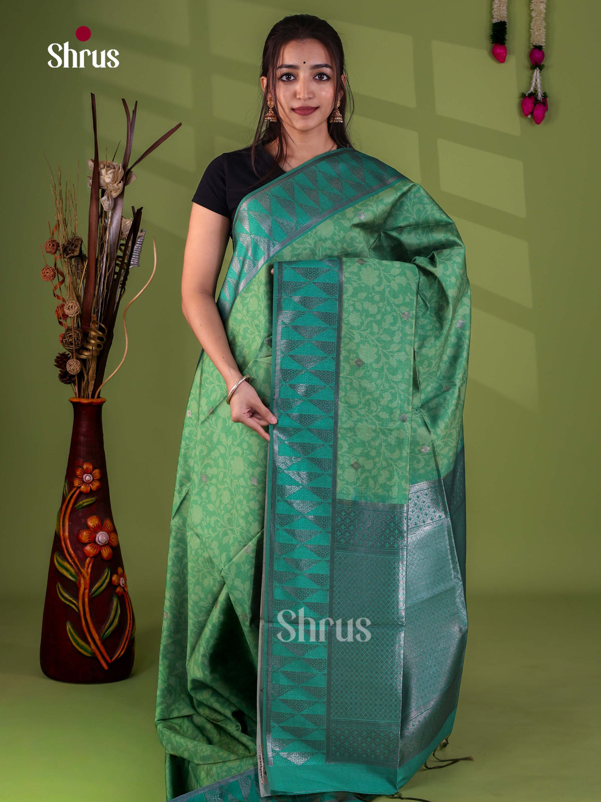 Madeleine Silk Saree-EJ24425