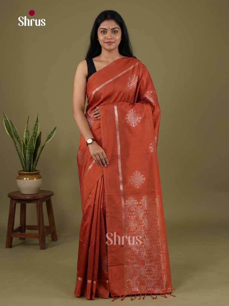 Kolam Semi Soft Silk Saree - EJ26496