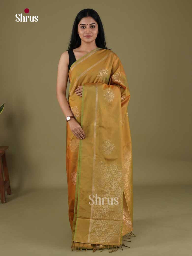Kolam Semi Soft Silk Saree - EJ26504