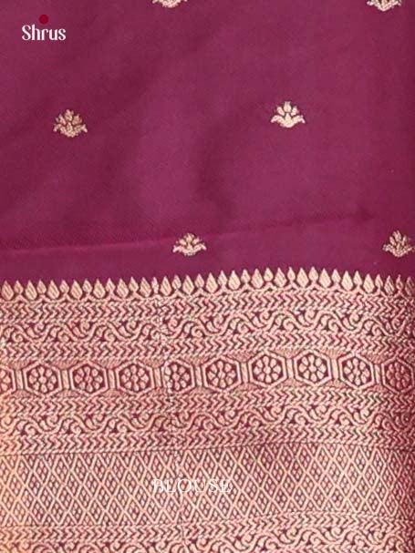 Semi Soft Silk - Madras Checks Saree - EJ29019
