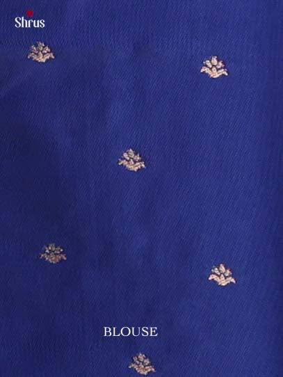 Semi Soft Silk - Madras Checks Saree - EJ29021