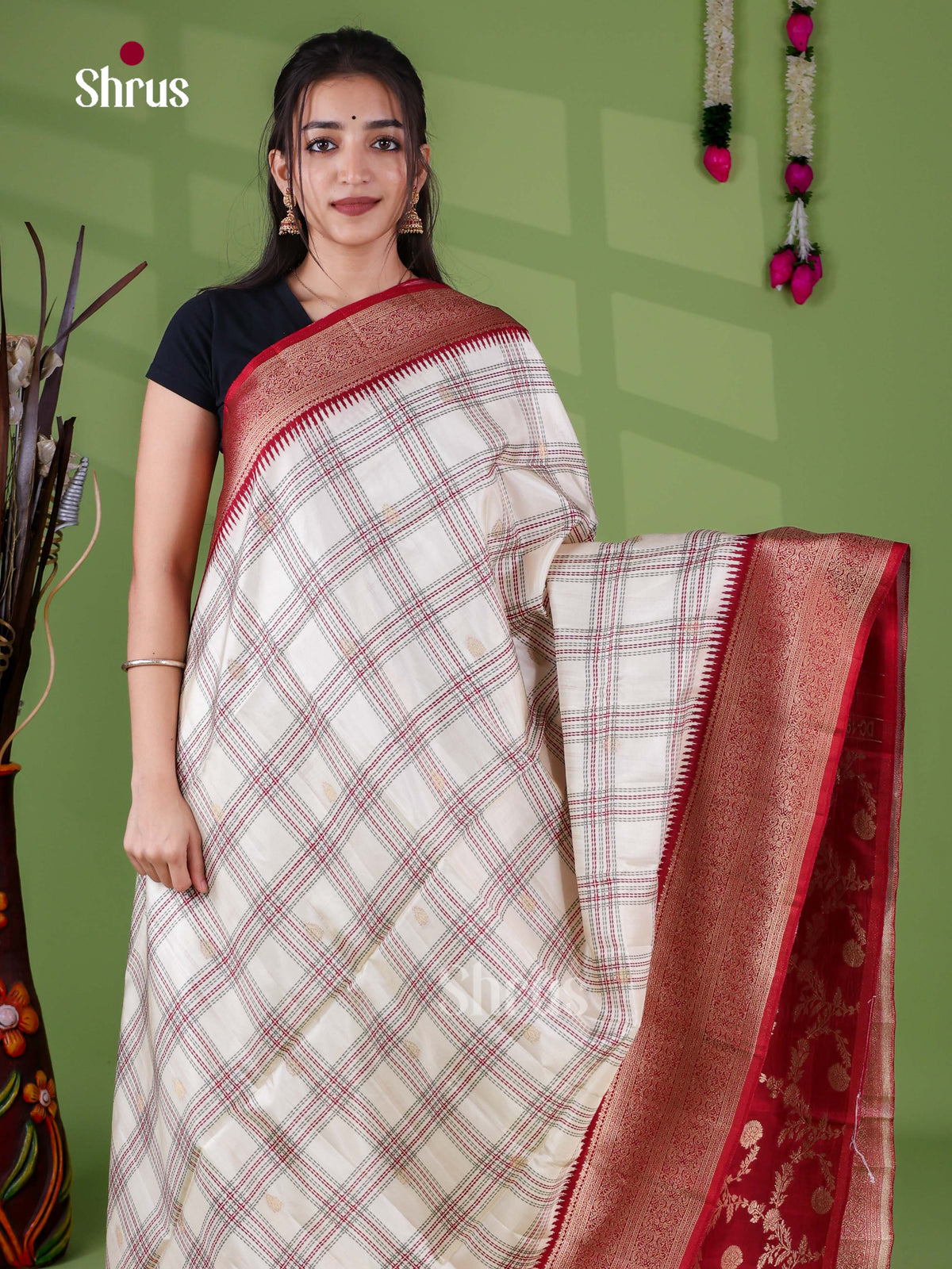 Banarasi Semi Tussar Saree - EJ30389