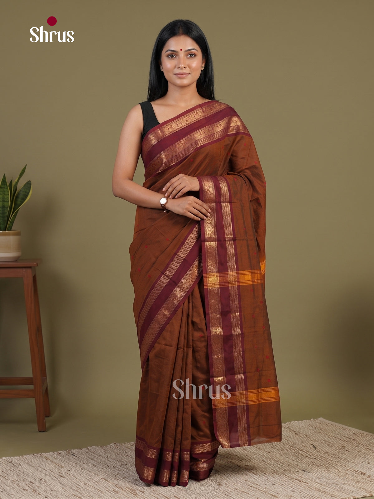 Earthy Brown Chettinad Cotton Saree With Thread Buttas, Maroon Rettapet Zari Border & Pallu