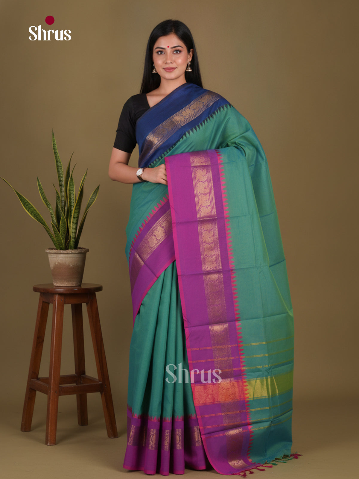 Elegant Teal green Chettinad Cotton Saree With Plain Body & Ganga Jamuna Temple Zari Border