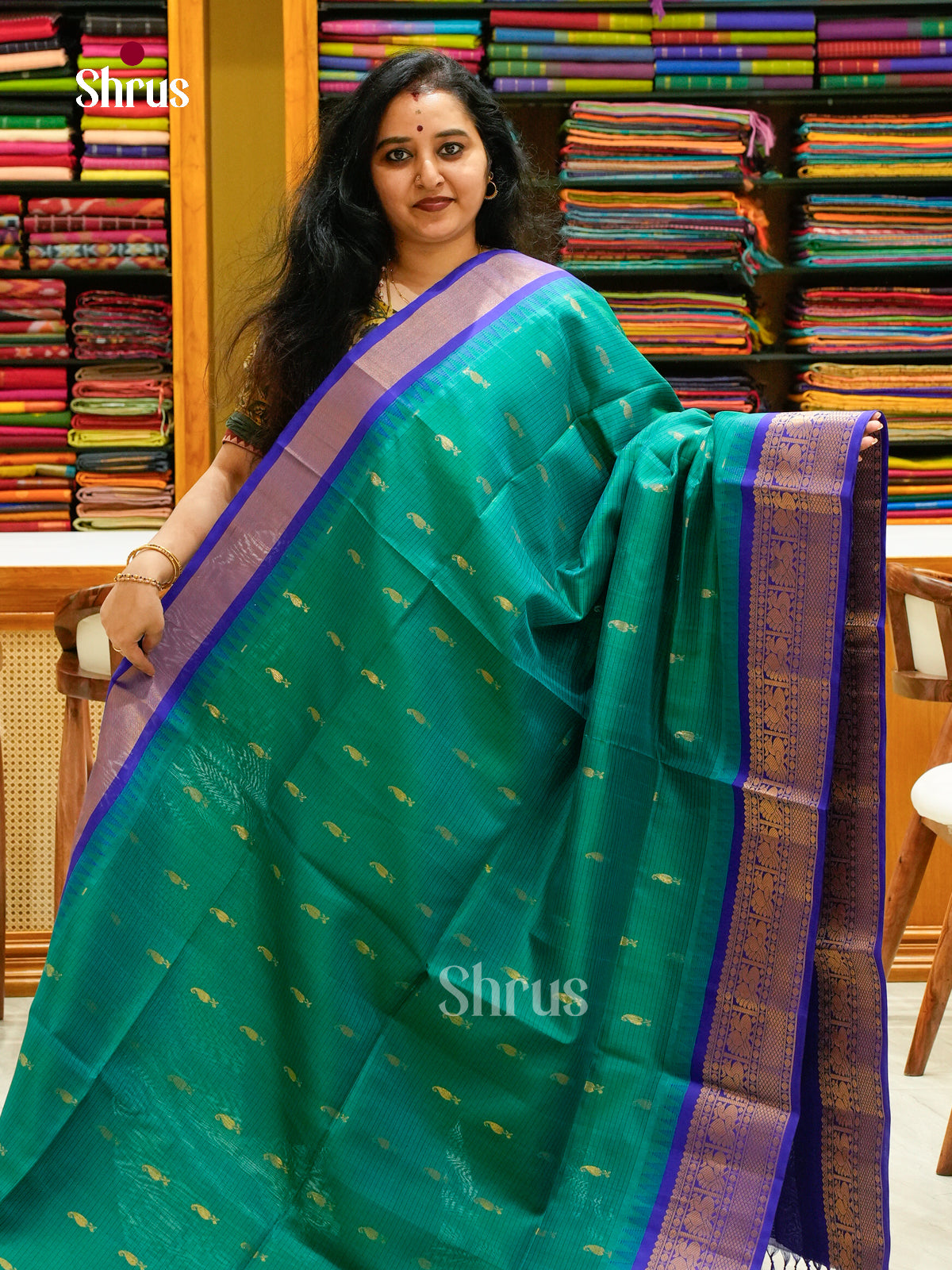 Exquisite Green Soft Silk Sarees with Peacock Buttas | Indigo Blue Contrast Border