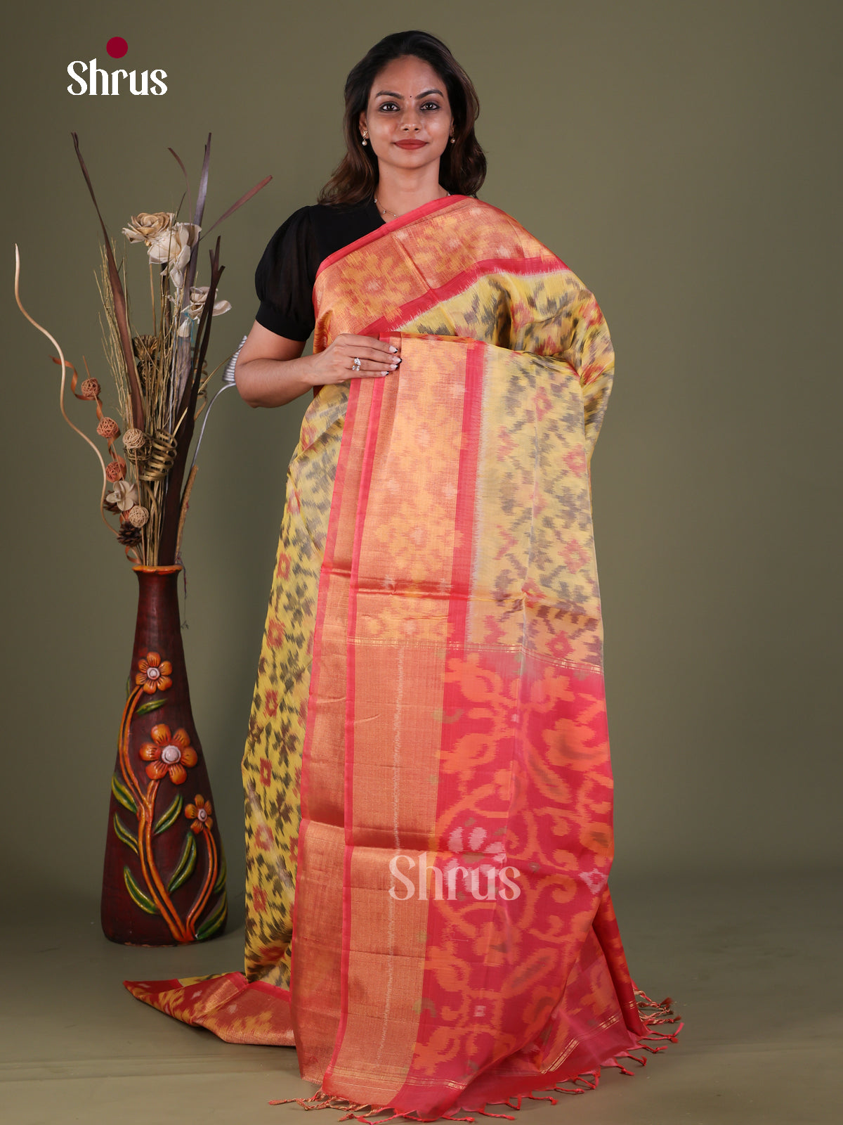 Exquisite Light Yellow Pochampally Silk Cotton Saree With Ikkat Prints & Reddish Pink Border