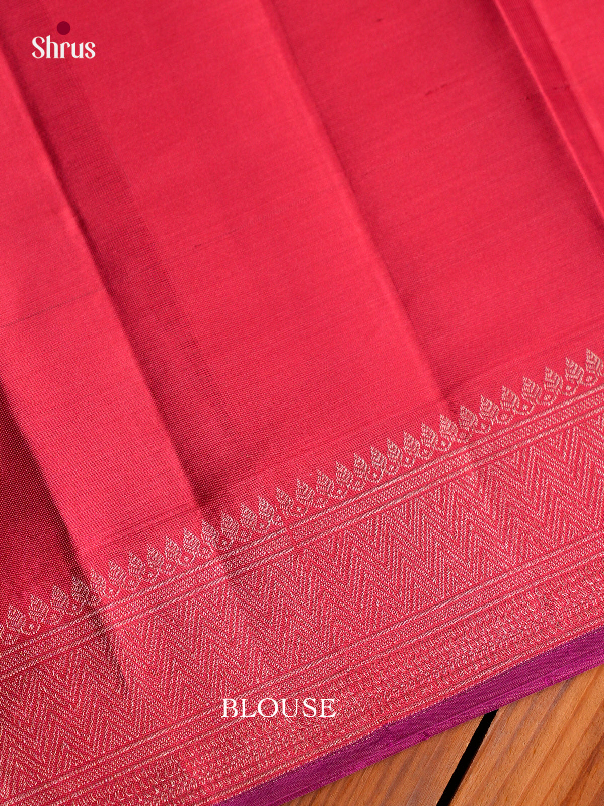 Exquisite Orange & Pink Kanchipuram Silk Saree With Abstract Wave Patterns & Pink Silver Zari Border