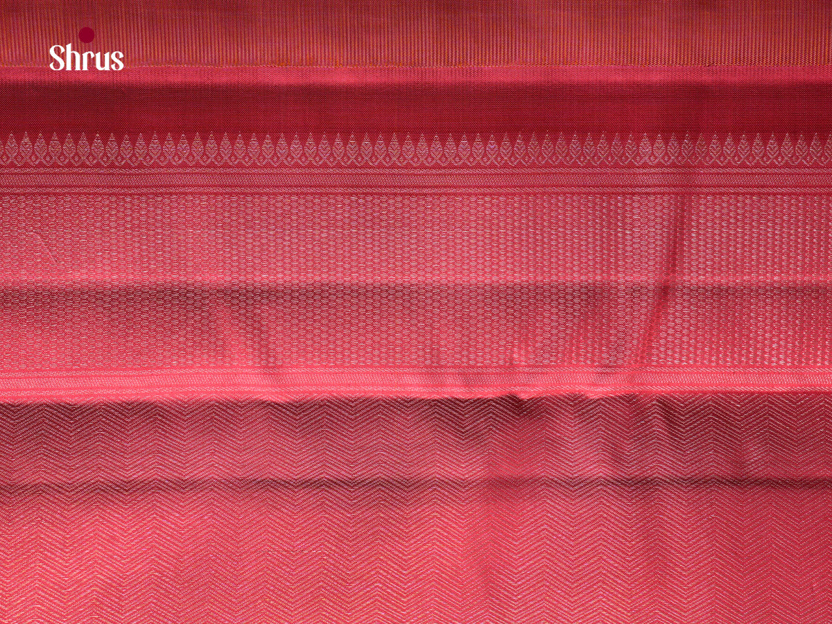 Exquisite Orange & Pink Kanchipuram Silk Sarees With Abstract Wave Patterns & Pink Silver Zari Border
