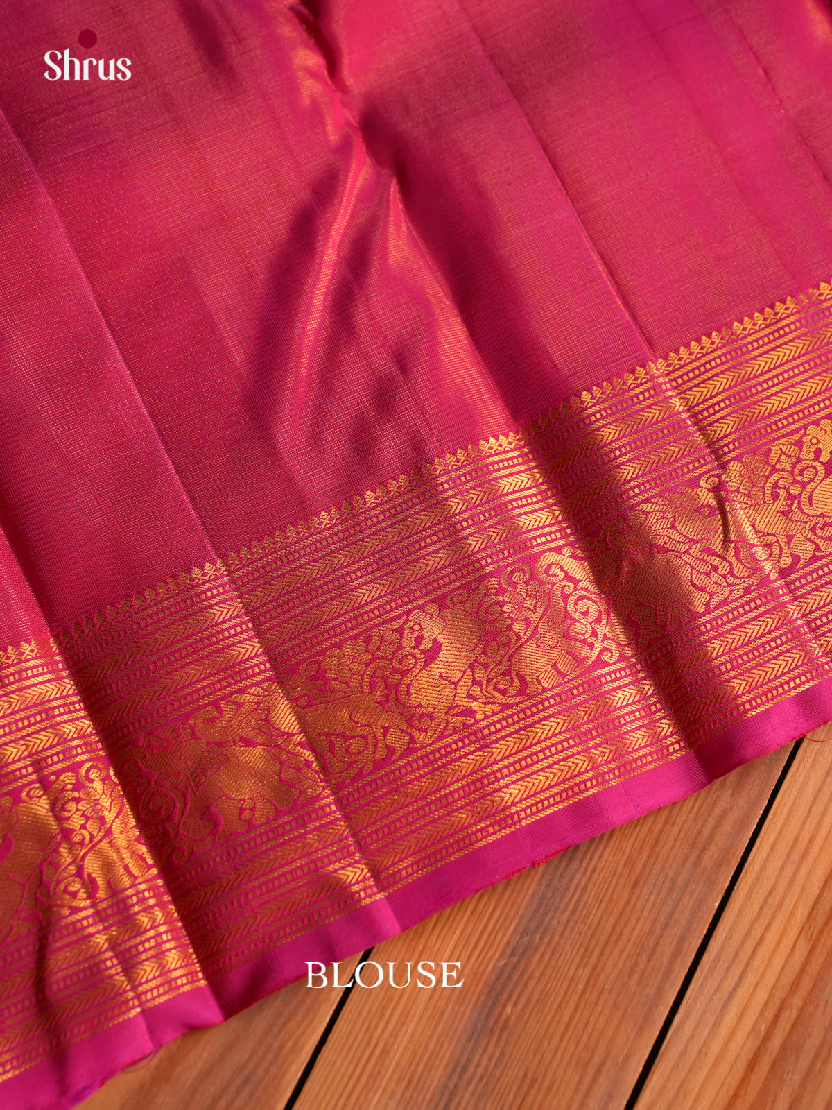 Exquisite Pink Kanchipuram Saree With Gold Buttas | Self Zari Border & Brocade Pallu