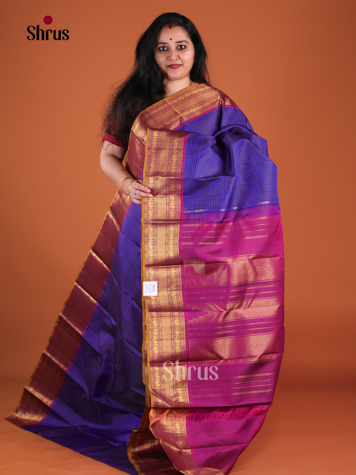Exquisite Violet Kanchipuram Silk Saree With Gold Checks | Pink Zari Border & Striped Pallu