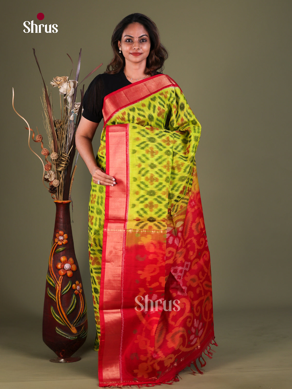 Gorgeous Lime Green Pochampally Silk Cotton Saree With Geometric Prints & Purple Kaddi Border