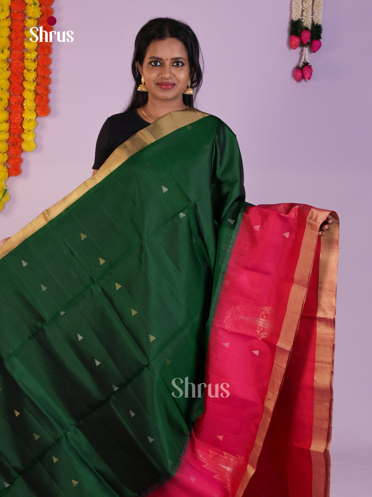 Buy Classy Green Pure Soft Silk Saree with Gold Buttas, Kaddi Border & Pink Brocade Pallu