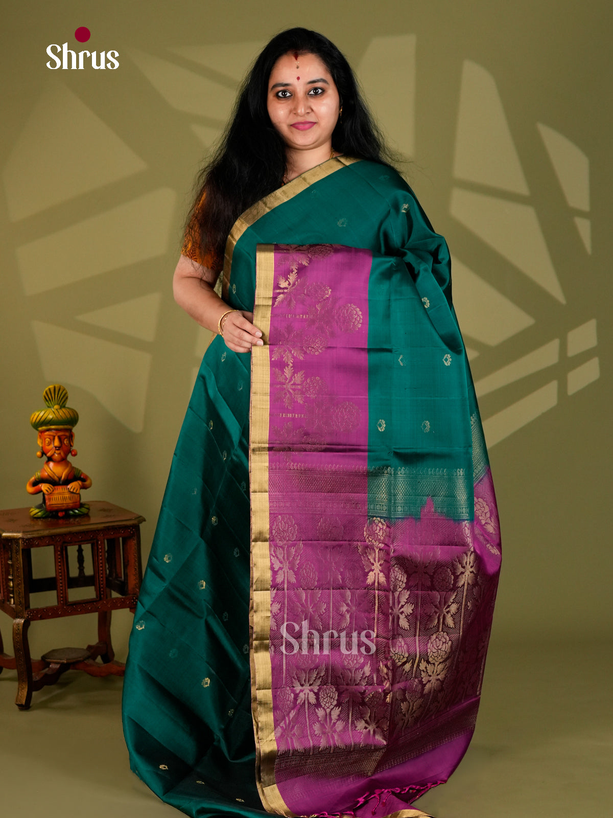 Buy Regal Green Soft Silk Saree with Gold Buttas, Purple Zari Border & Brocade Pallu