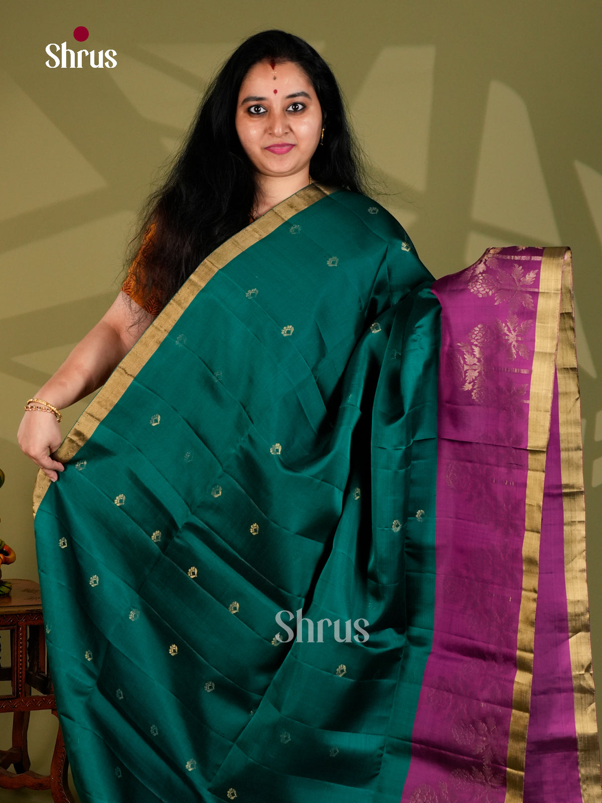 Buy Regal Green Soft Silk Sarees with Gold Buttas, Purple Zari Border & Brocade Pallu