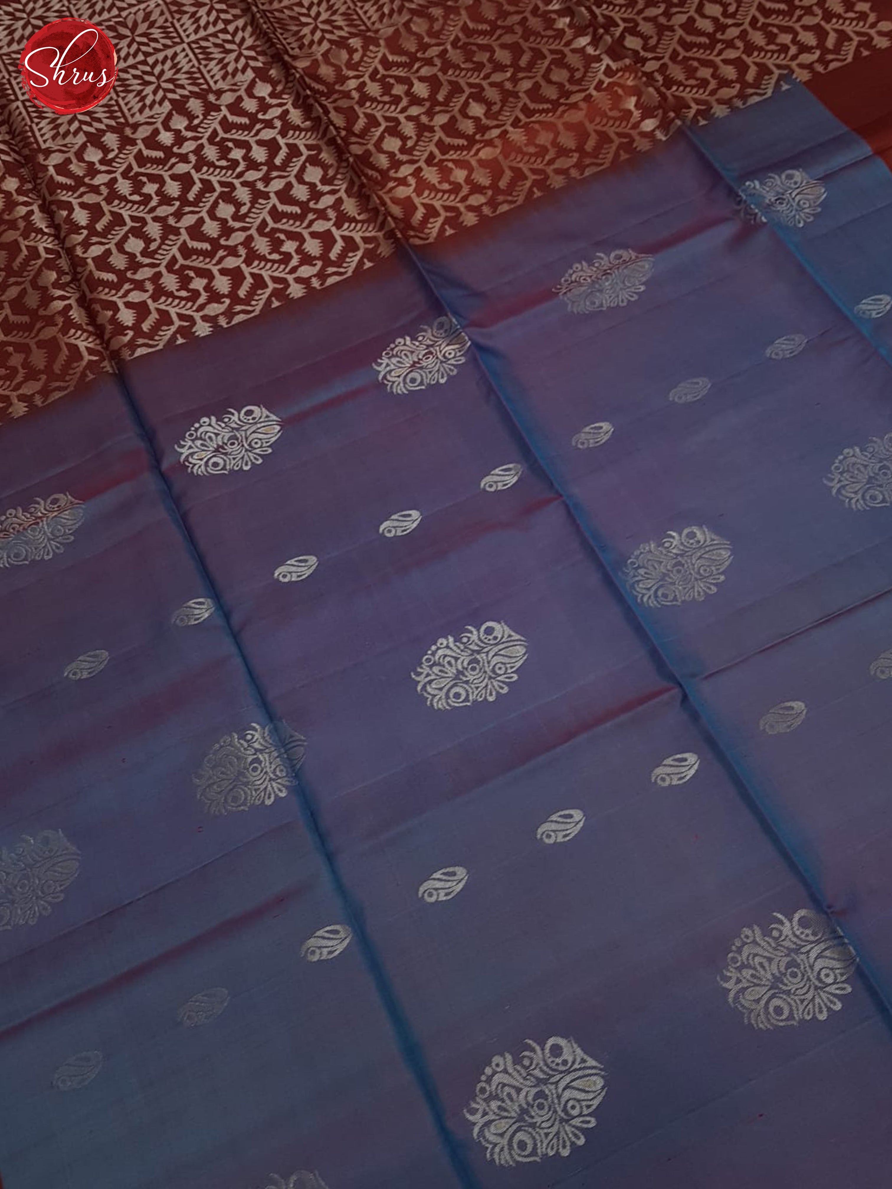 Buy Majestic Greyish Blue Silk Saree With Paisley Inspired Motifs, Maroon Border & Brocade Pallu