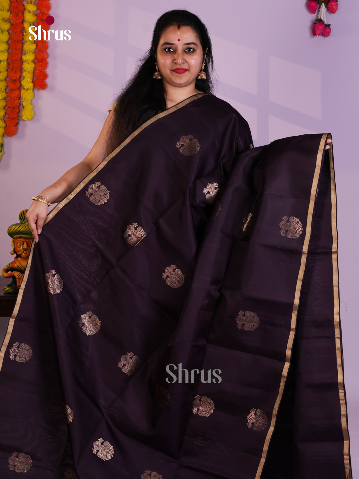 Buy Pretty Jamun Pure Soft Silk Saree with Golden Twin Peacocks Motif & Brocade Pallu