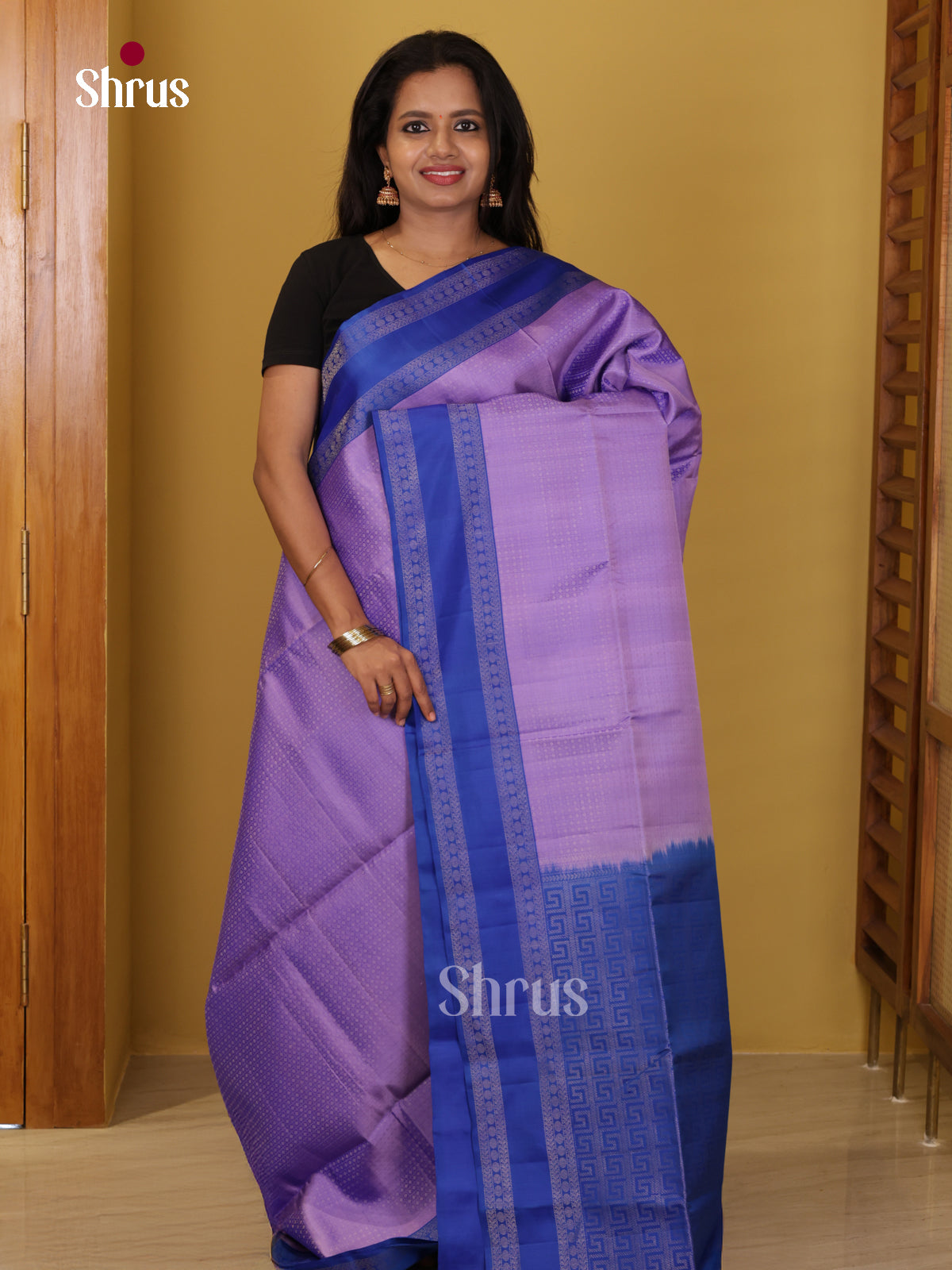 Buy Charming Lavender Soft Silk Saree with Zari Checks, Small Buttas & Blue Rettaipet Border
