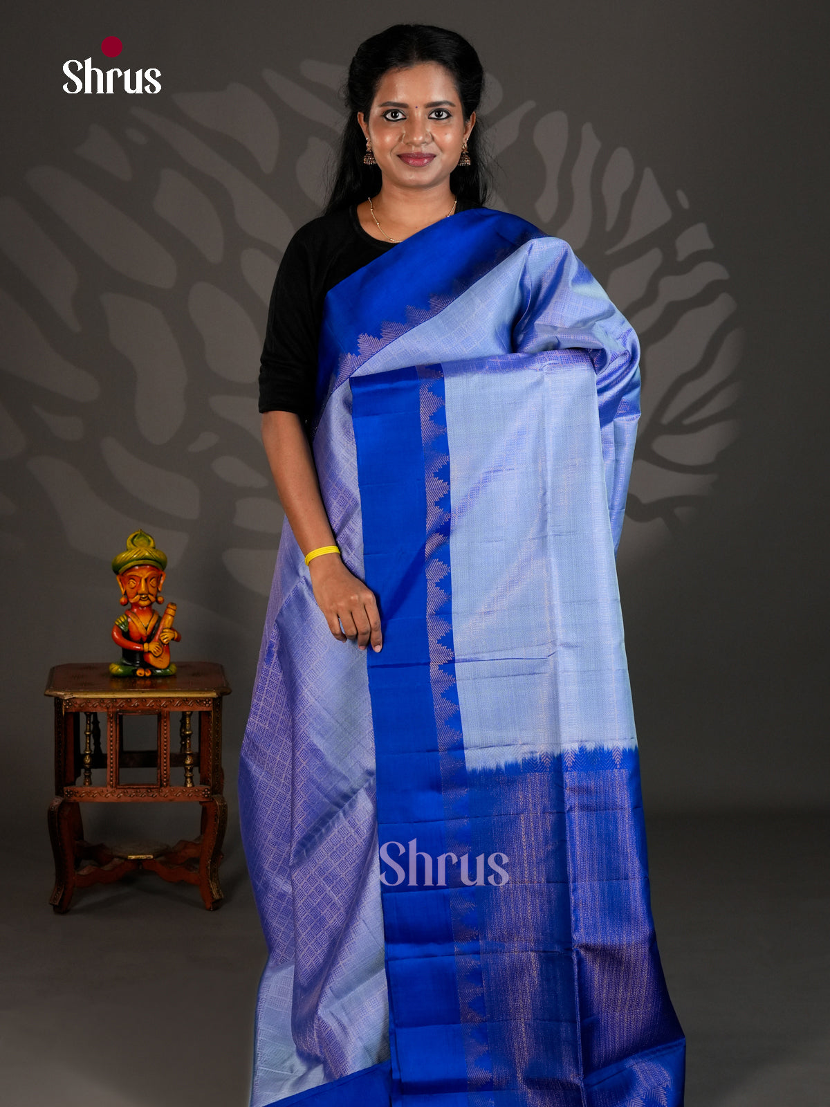 Buy Classy Light Blue Soft Silk Saree with Zari Checks, Blue Temple Border & Brocade Pallu