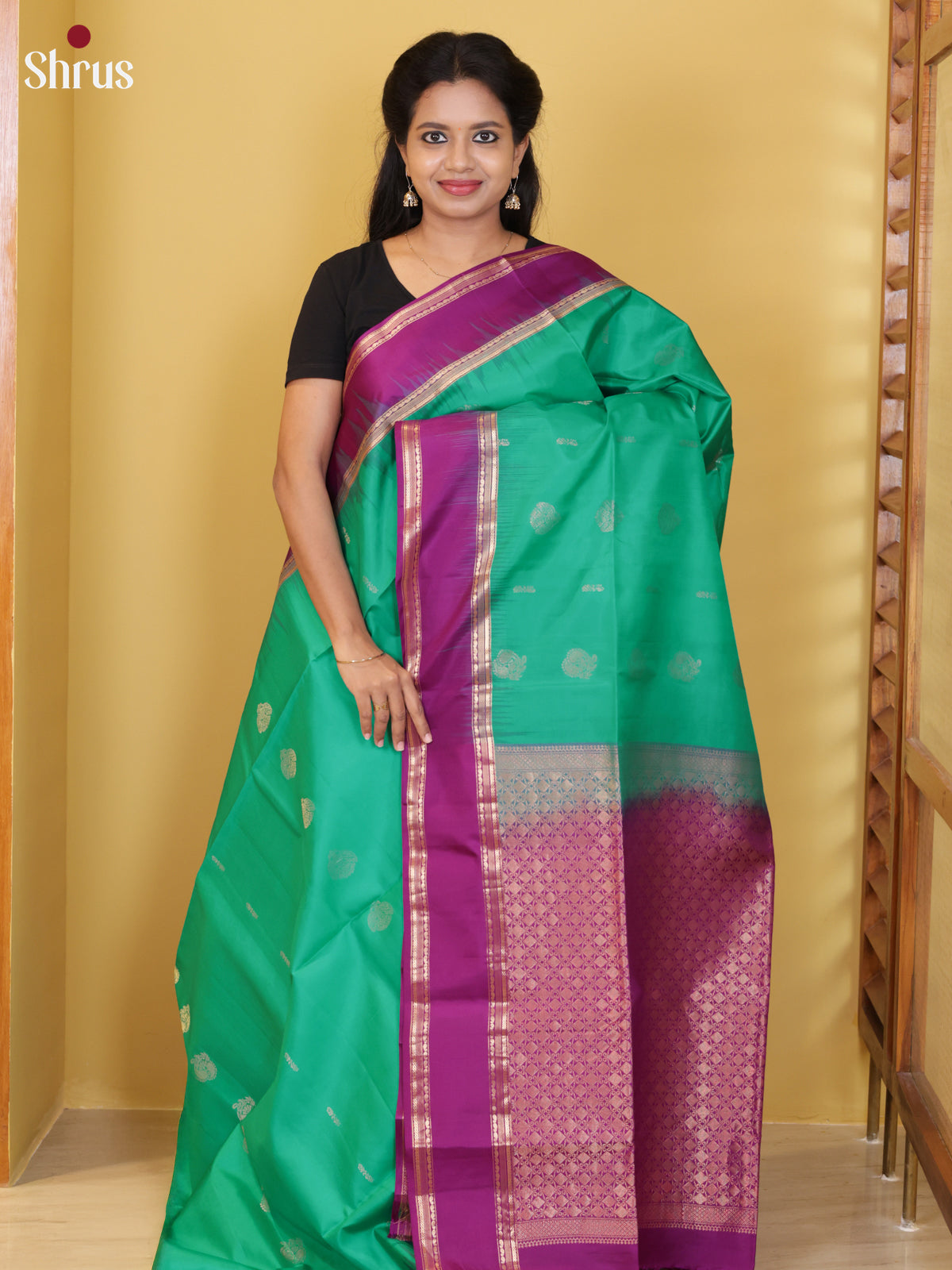 Buy Serene Light Green Soft Silk Saree with Zari Motifs, Magenta Rettapet Border & Brocade Pallu