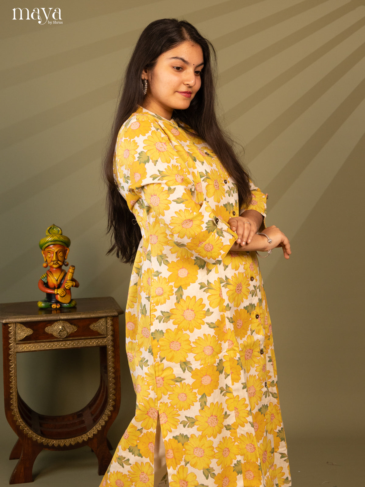 Floral Printed Cream Cotton Kurti - Shop on Shrus.com