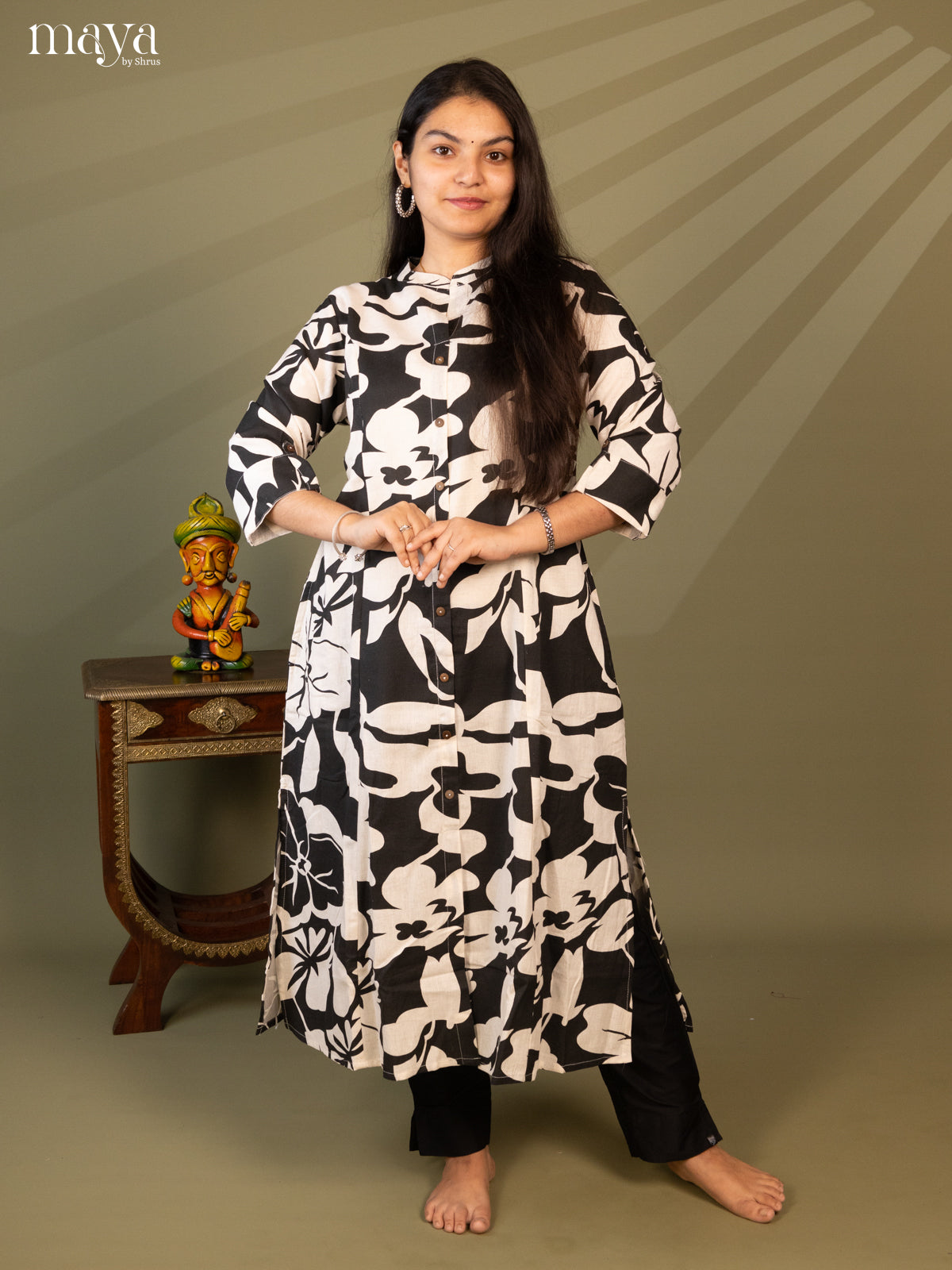 Floral Printed Cream Cotton Kurti - Shop on Shrus.com