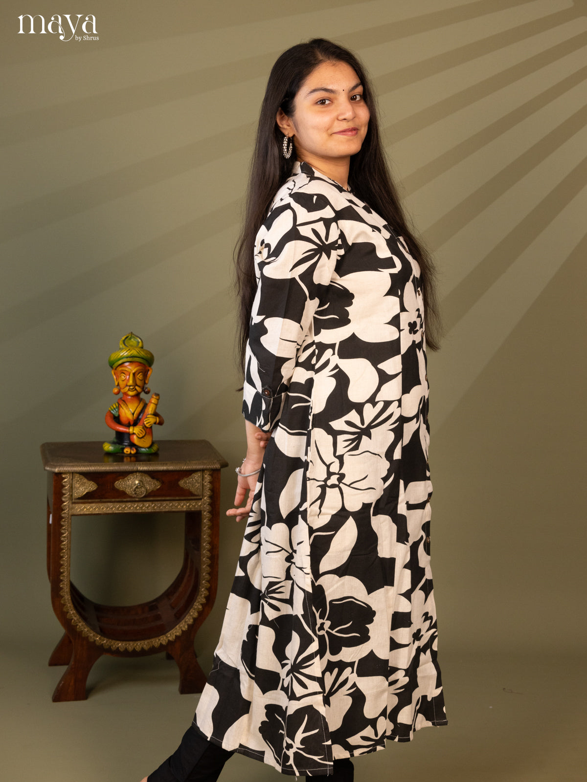 Floral Printed Cream Cotton Kurti - Shop on Shrus.com