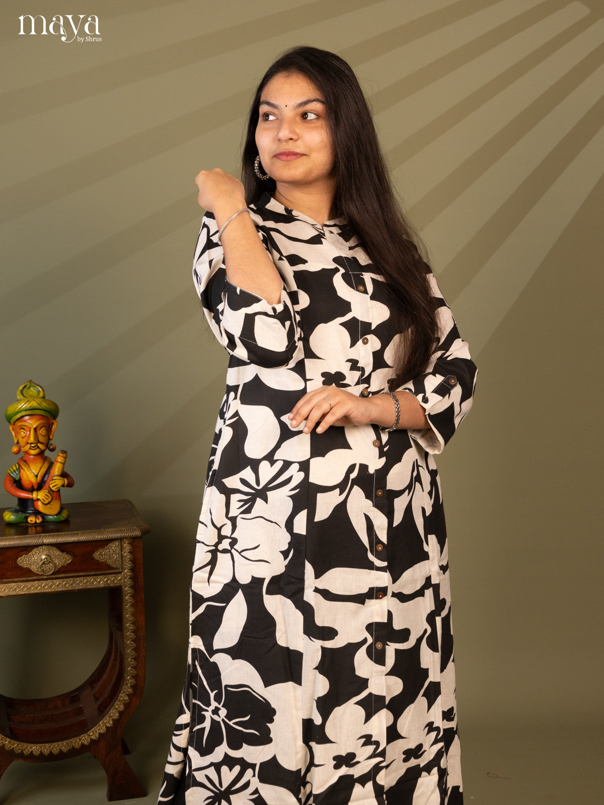 Floral Printed Cream Cotton Kurti - Shop on Shrus.com
