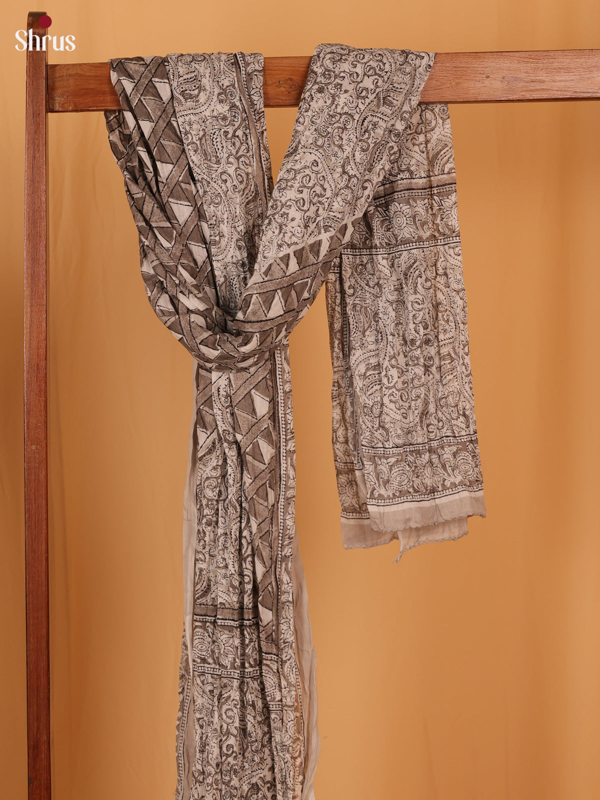 Grey Geometric Cotton Dupatta - Shop on Shrus.com