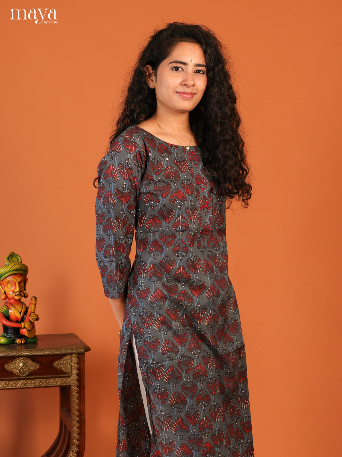 Grey Floral Printed Cotton Kurti - Shop on Shrus.com