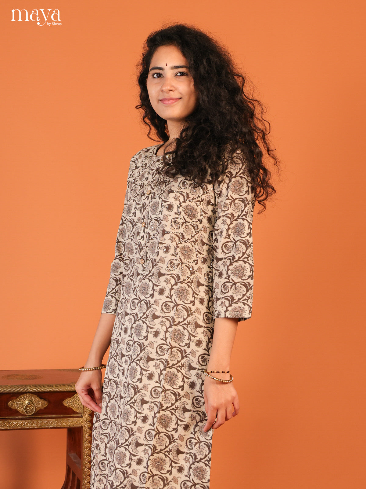 Floral Printed Grey Cotton Kurti - Shop on Shrus.com