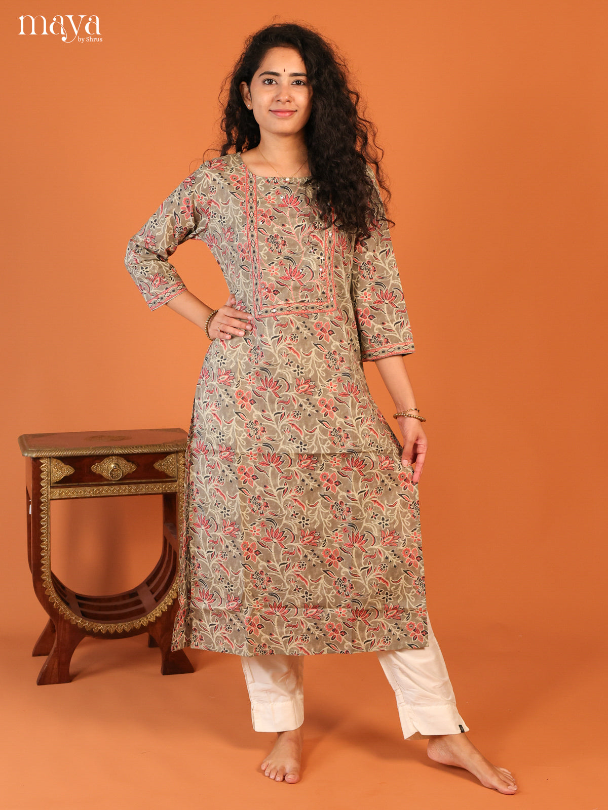 Grey Floral Printed Cotton Kurti - Shop on Shrus.com