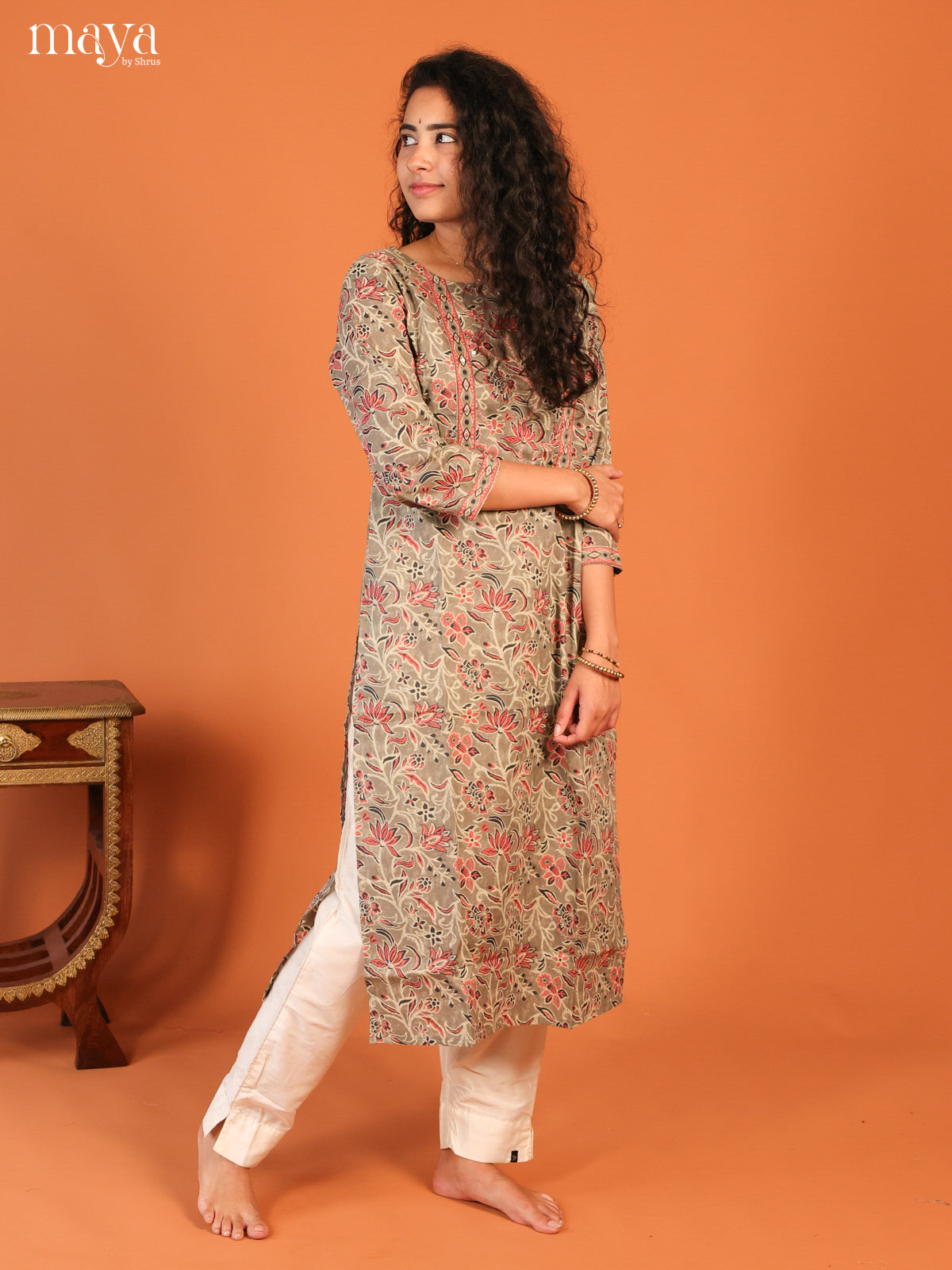 Grey Floral Printed Cotton Kurti - Shop on Shrus.com