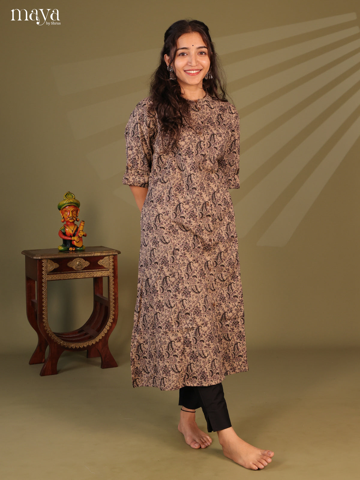 Brown Floral Printed Cotton Kurti - Shop on Shrus.com