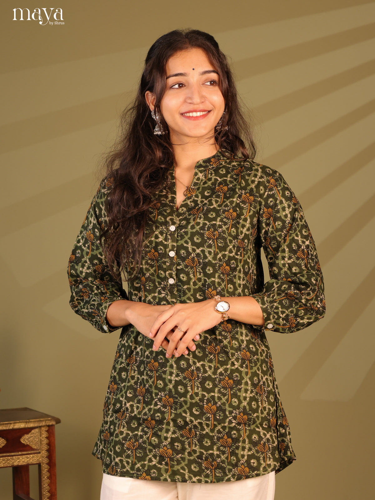 Floral Printed Green Rayon Short Kurti - Shop on Shrus.com