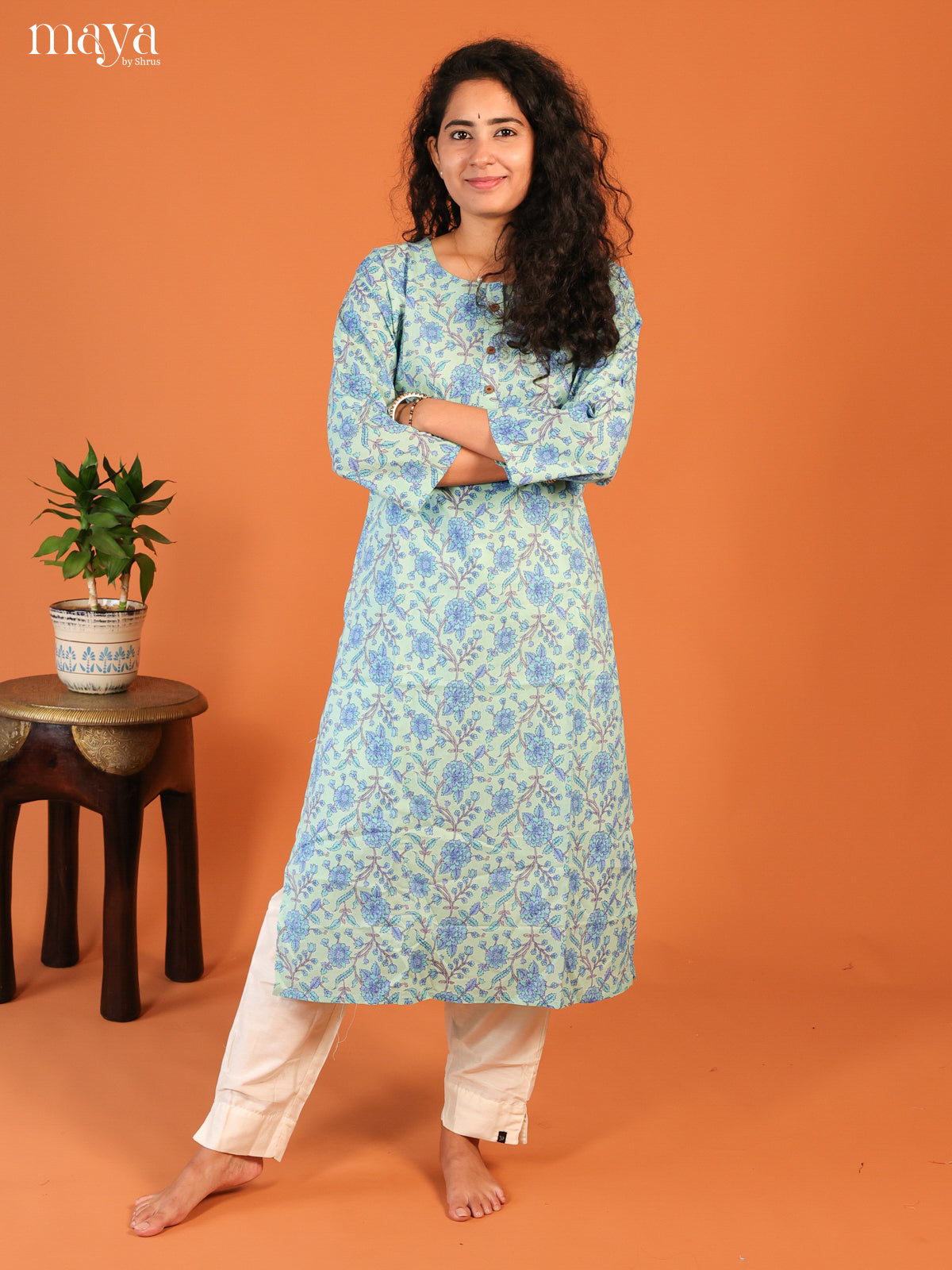 Blue Floral Printed Cotton Kurti - Shop on Shrus.com