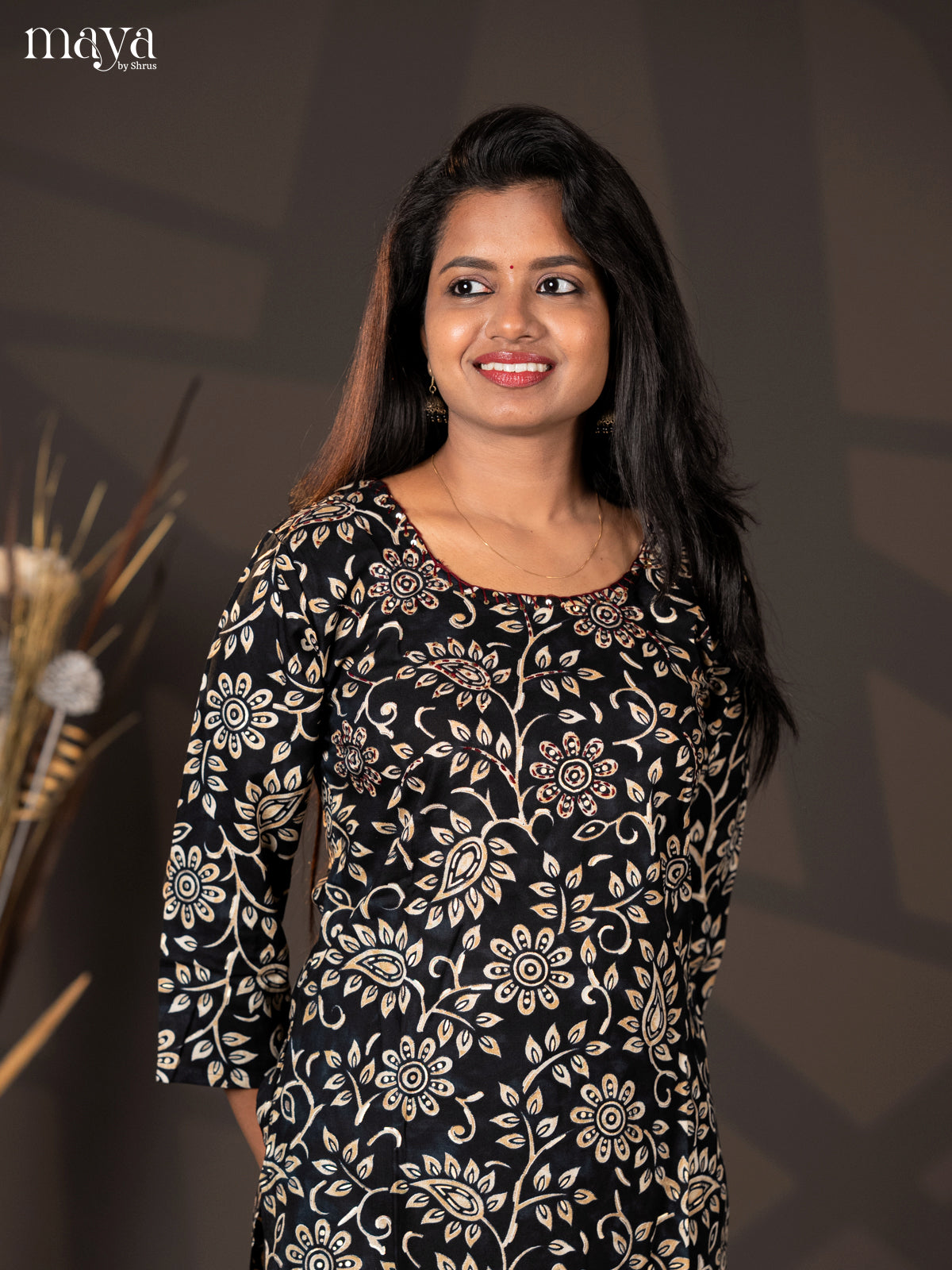 Black Floral Printed Rayon Straight Kurti - Shop on Shrus.com