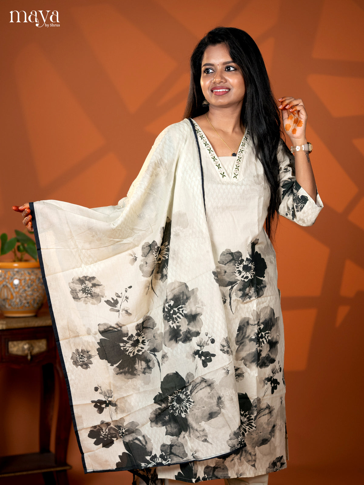 Embroidered Cotton 3pc peach Green Salwar Suit - Top, Bottom & Dupatta - Shop on Shrus.com