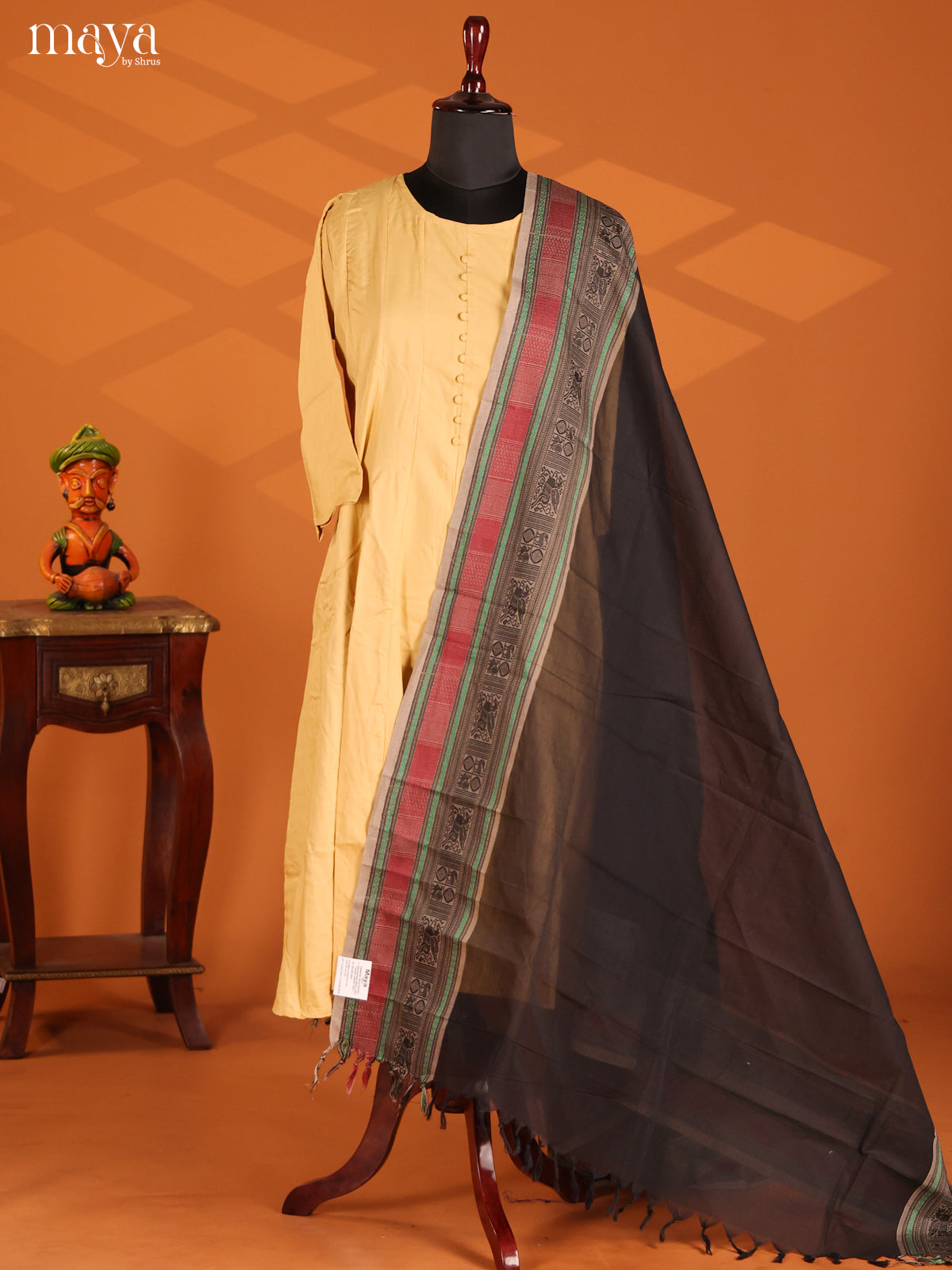 Black Chettinad Cotton Dupatta with thread woven grey bordre - Shop on Shrus.com