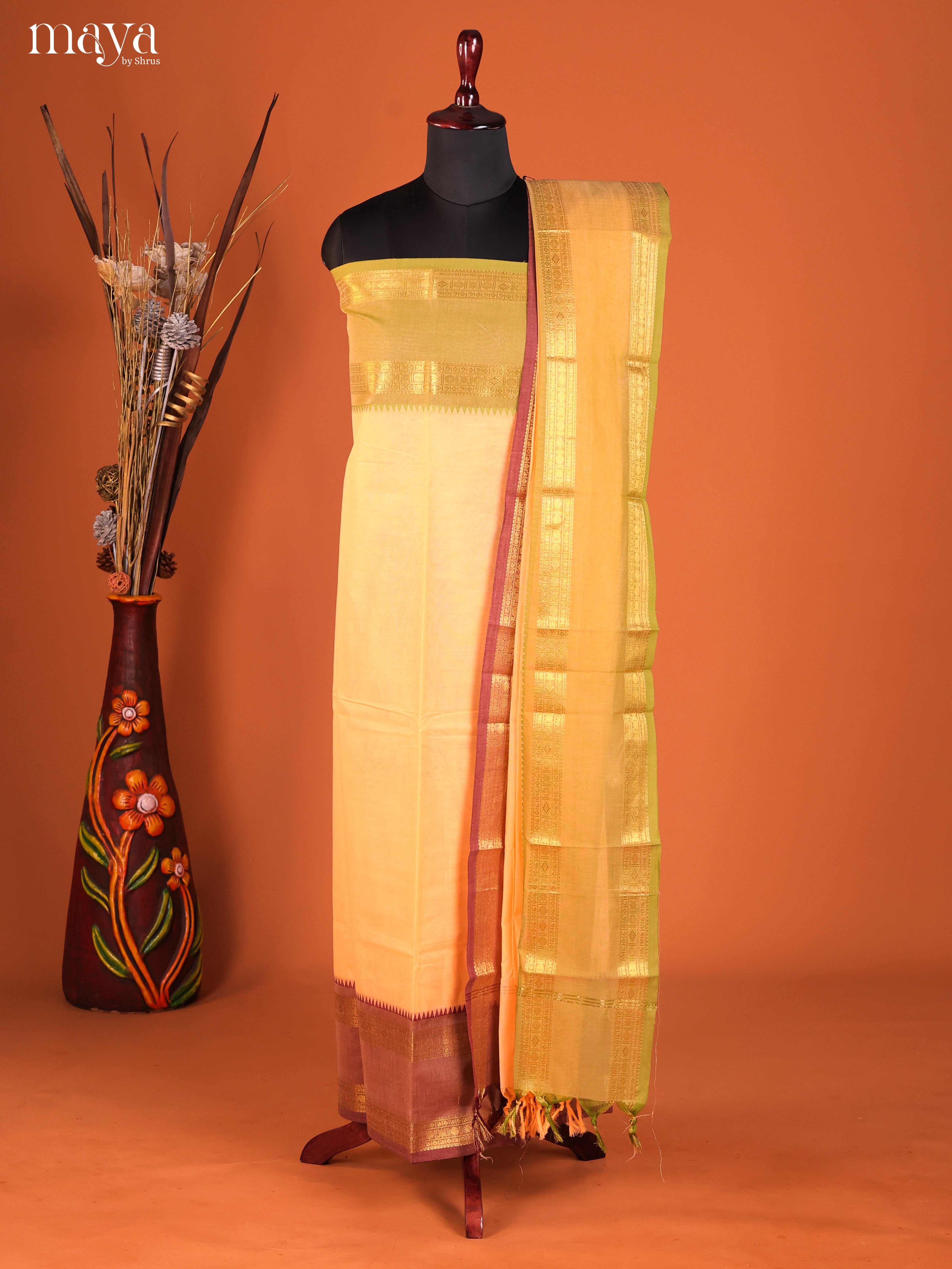 Cream & Green-chettinad top & dupatta combo